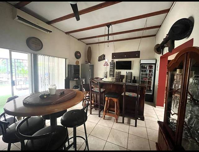5 BEDROOM HOUSE FOR SALE IN THREE RIVERS